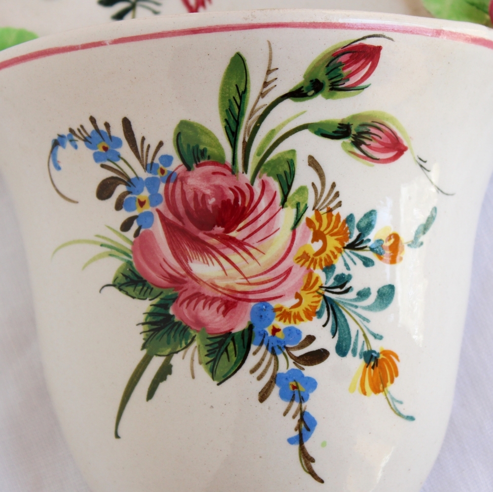 Rare Vintage Italian Handpainted Ceramic Wall Pocket/Vase - Picture 6 of 10